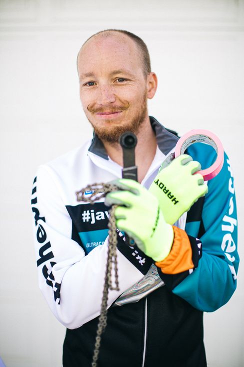 Florian Kraschitzer - Betreuer Crew Tag, Live-Stream Moderator und Live-Tickerant, Mechaniker - Foto (c) Lex Karelly